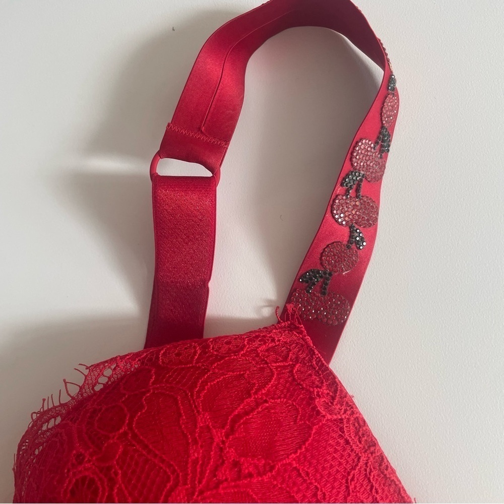 New! Victorias Secret very sexy cherry shine strap lace push-up bra 20114 - Picture 7 of 14
